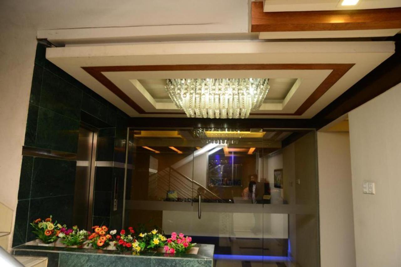 Hotel Royal Living Hotel & Suites Chittagong Exteriör bild